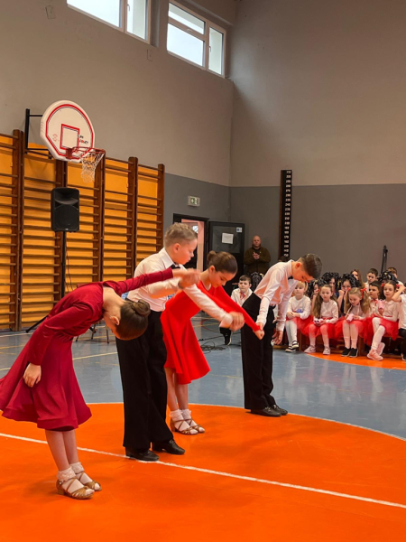 Dzień Babci i Dziadka w Szkole Podstawowej w Henrykowie 