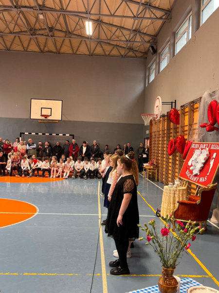 Dzień Babci i Dziadka w Szkole Podstawowej w Henrykowie 