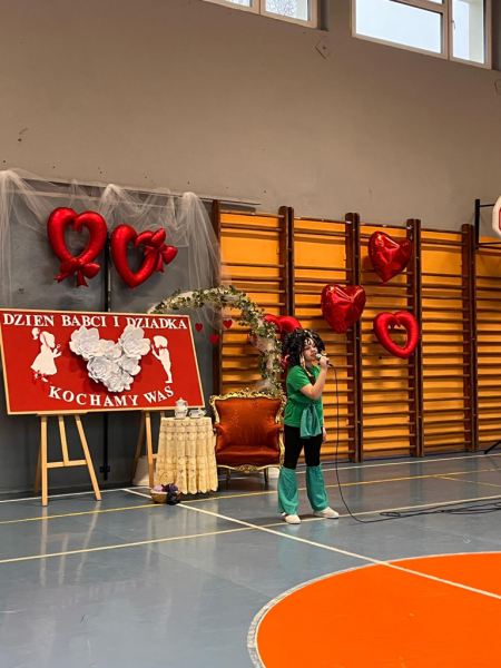 Dzień Babci i Dziadka w Szkole Podstawowej w Henrykowie 
