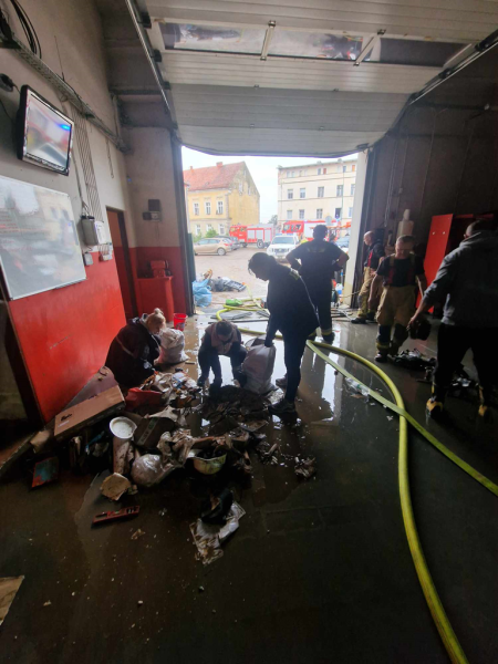 Remiza OSP Kamieniec Ząbkowicki I znów w pełni gotowa do działania po powodzi