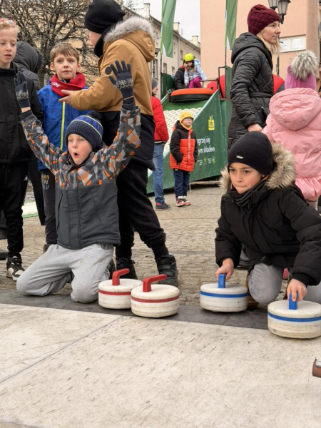 „Przebojowa Zima z Radiem ZET” na Rynku w Ząbkowicach Śląskich