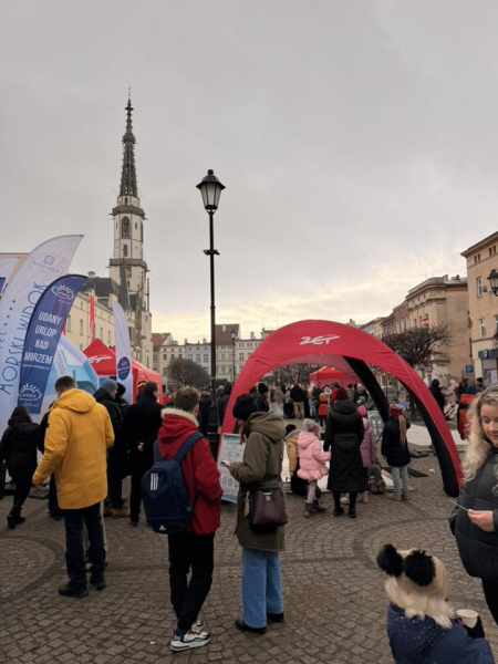 „Przebojowa Zima z Radiem ZET” na Rynku w Ząbkowicach Śląskich