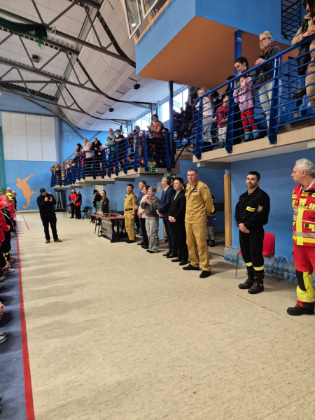 Pierwsze Halowe Zawody Młodzieżowych Drużyn Pożarniczych