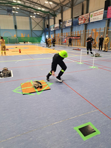 Pierwsze Halowe Zawody Młodzieżowych Drużyn Pożarniczych