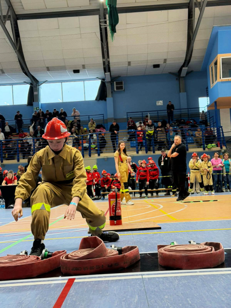 Pierwsze Halowe Zawody Młodzieżowych Drużyn Pożarniczych