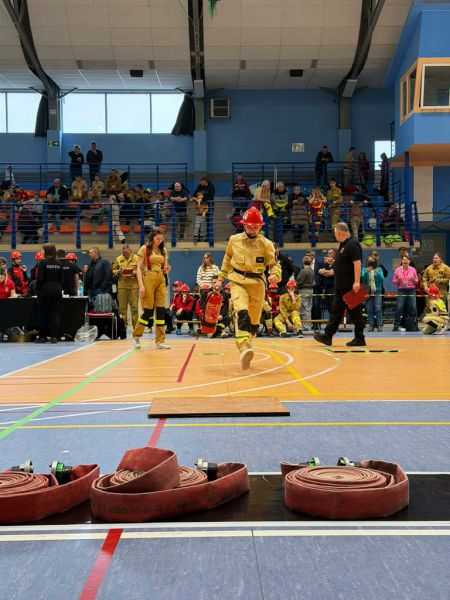 Pierwsze Halowe Zawody Młodzieżowych Drużyn Pożarniczych