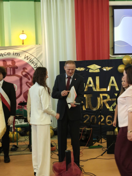 Zakończenie roku szkolnego maturzystów w Liceum Ogólnokształcącym w Ząbkowicach Śląskich