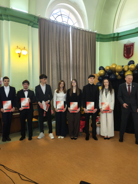 Zakończenie roku szkolnego maturzystów w Liceum Ogólnokształcącym w Ząbkowicach Śląskich