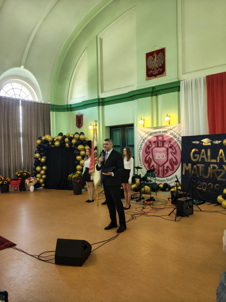 Zakończenie roku szkolnego maturzystów w Liceum Ogólnokształcącym w Ząbkowicach Śląskich