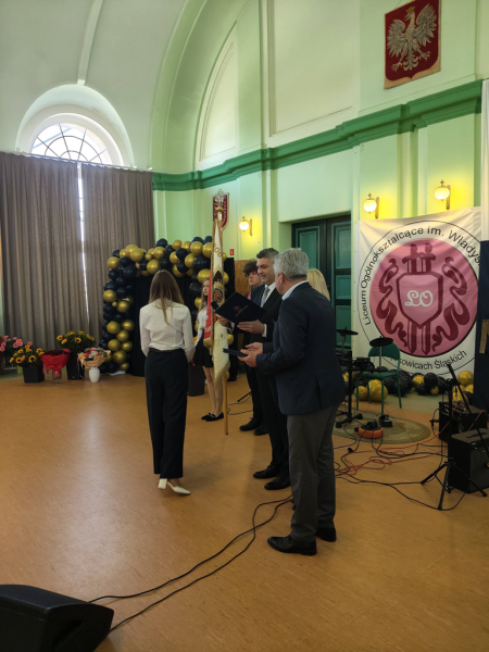 Zakończenie roku szkolnego maturzystów w Liceum Ogólnokształcącym w Ząbkowicach Śląskich