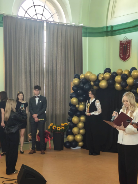 Zakończenie roku szkolnego maturzystów w Liceum Ogólnokształcącym w Ząbkowicach Śląskich