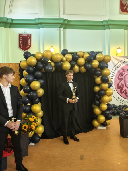 Zakończenie roku szkolnego maturzystów w Liceum Ogólnokształcącym w Ząbkowicach Śląskich