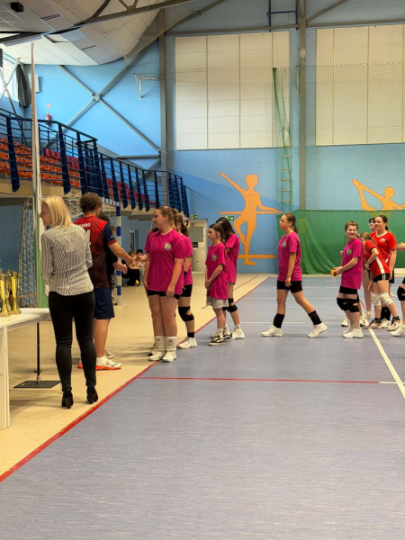 Sportowa rywalizacja podczas Turnieju Siatkówki