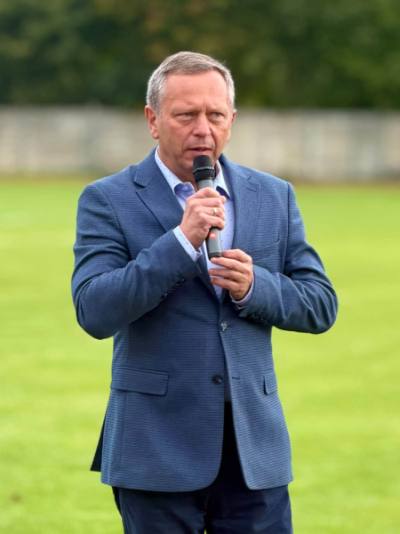 Na Stadionie Miejskim w Ziębicach odbył się III Miting Lekkoatletyczny „Witaj Szkoło”. Uczniowie ryw