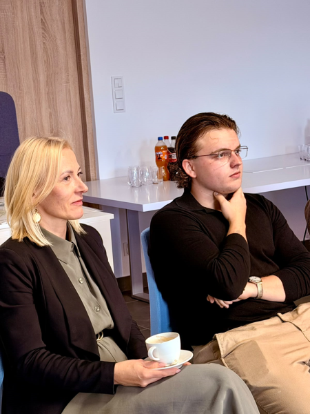 Od rynkowej niszy do skalowania biznesu. Startup Slice #5 za nami