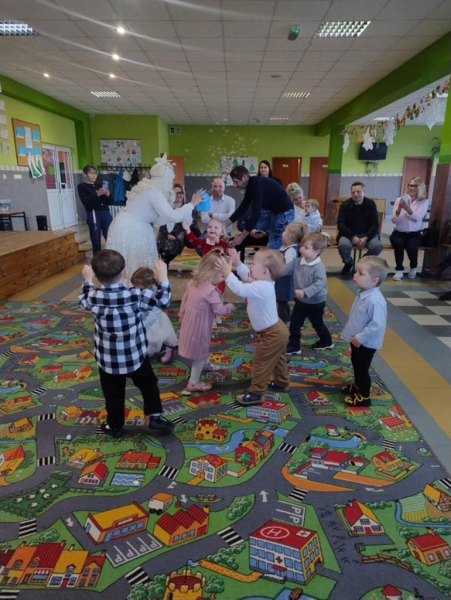 Dzień Babci i Dziadka w Żłobku Gminnym w Ciepłowodach