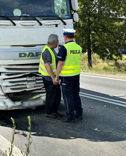Zderzenie pojazdów na ósemce w Ząbkowicach Śląskich