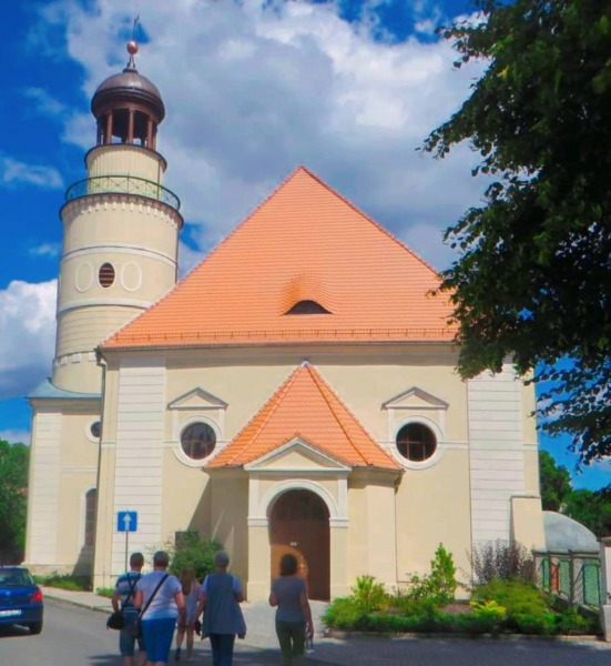 W czwartkowe przedpołudnie w Ziębicach odbyła się gra miejska pn. „Rozegraj miasto - ziębicką kapsułą czasu"