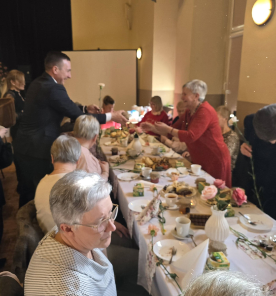 Dzień Kobiet w Klubie Seniora