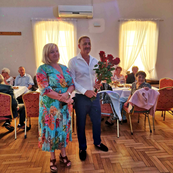 Seniorzy z gminy Stoszowice bawili się w Przedborowej. Bal seniora