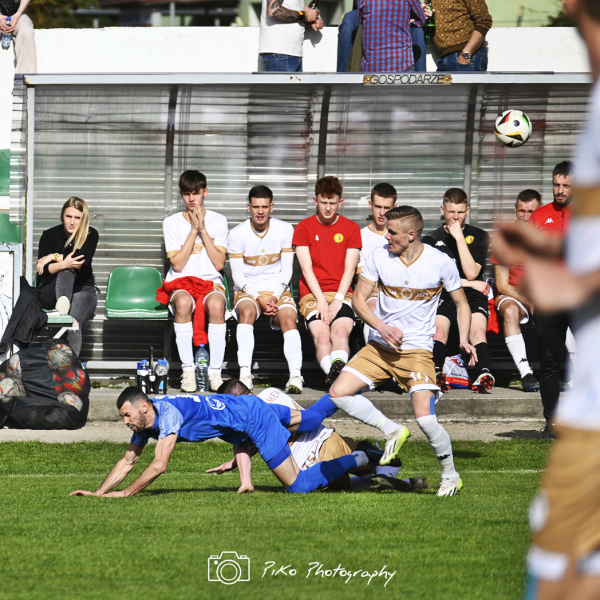 Klasa okręgowa: Zamek Kamieniec Ząbkowicki 1:2 (0:2) Orzeł Ząbkowice Śląskie