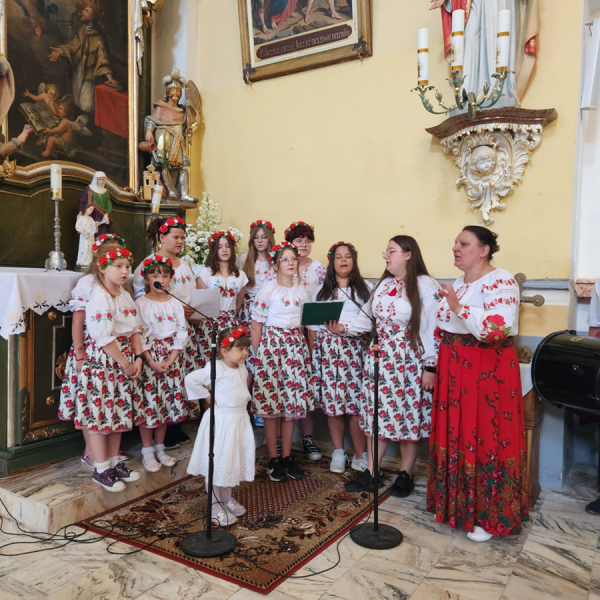 V Jubileuszowy Przegląd Zespołów Ludowych rozbrzmiał w Mąkolnie