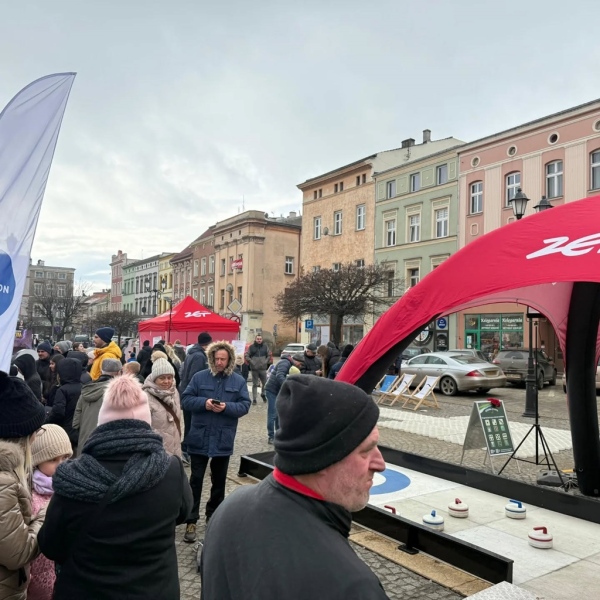 „Przebojowa Zima z Radiem ZET” na Rynku w Ząbkowicach Śląskich