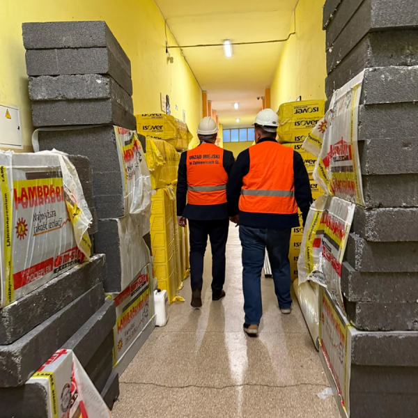 Burmistrz Ząbkowic Śląskich odwiedził Centrum Organizacji Pozarządowych