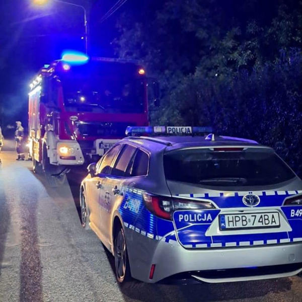 Nocne poszukiwania 78-latka. Mężczyzna trafił do szpitala