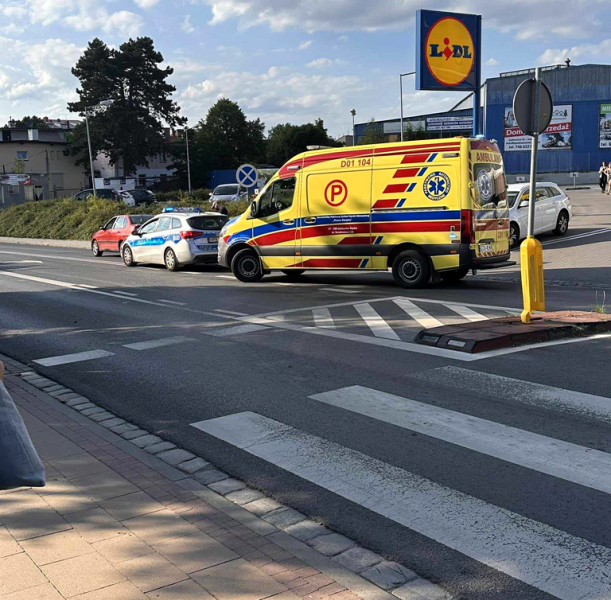 Potrącenie dwóch kobiet na ul. Legnickiej w Ząbkowicach Śląskich
