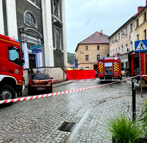 Śmiertelny wypadek w Bardzie. Nie żyje 45-letni mężczyzna i 12-letni chłopiec