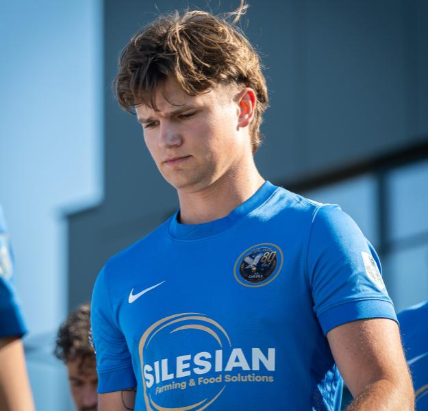 IV liga: Orzeł Ząbkowice Śląskie 3:1 (0:1) AKS Strzegom