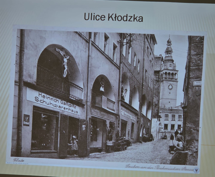 „Mroczny Glatz” w ząbkowickiej bibliotece