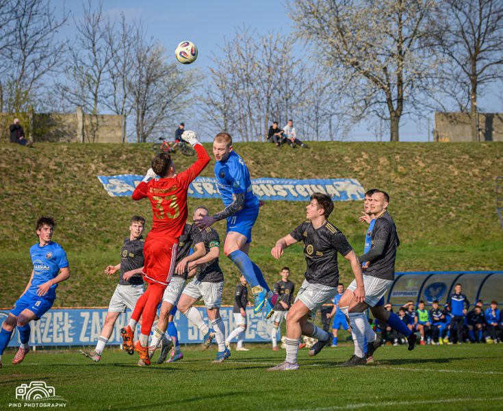 IV liga: Orzeł Ząbkowice Śląskie 2:1 (1:1) LKS Błyskawica Gać