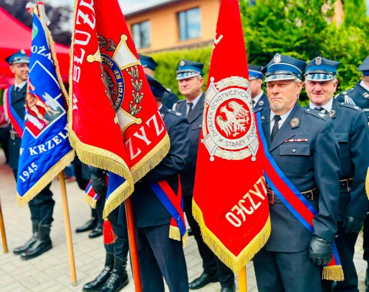 80 lat OSP Henryków. Jubileusz jednostki z udziałem strażaków, mieszkańców i samorządowców