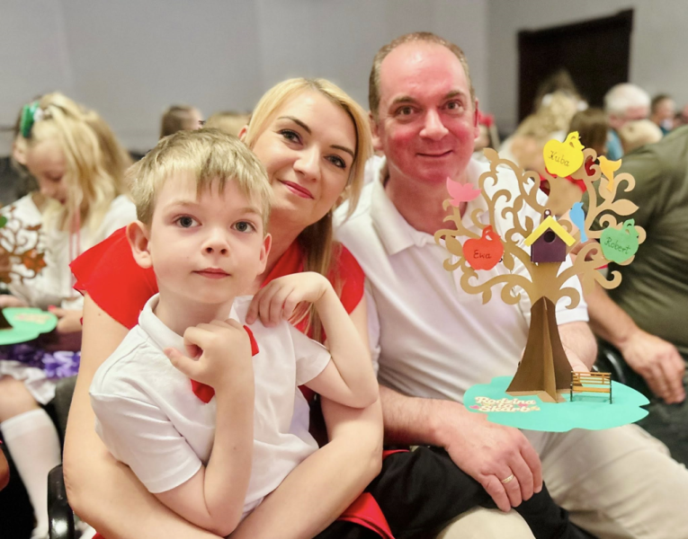 Występ przedszkolaków z okazji Dnia Mamy i Taty w Ziębickim Centrum Kultury