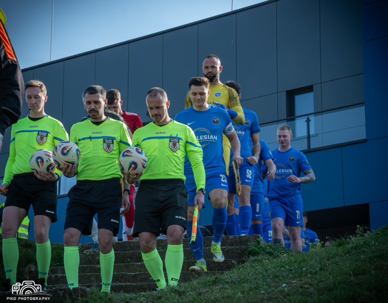 IV liga: Orzeł Ząbkowice Śląskie 2:1 (1:1) LKS Błyskawica Gać