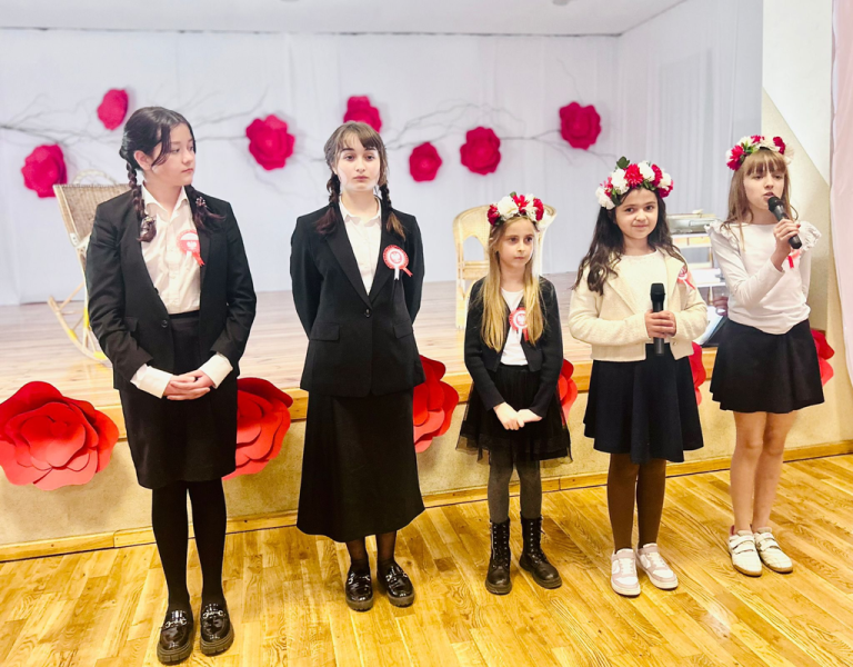  Akademia z okazji Święta Niepodległości w Niepublicznej Szkole Podstawowej w Lubnowie