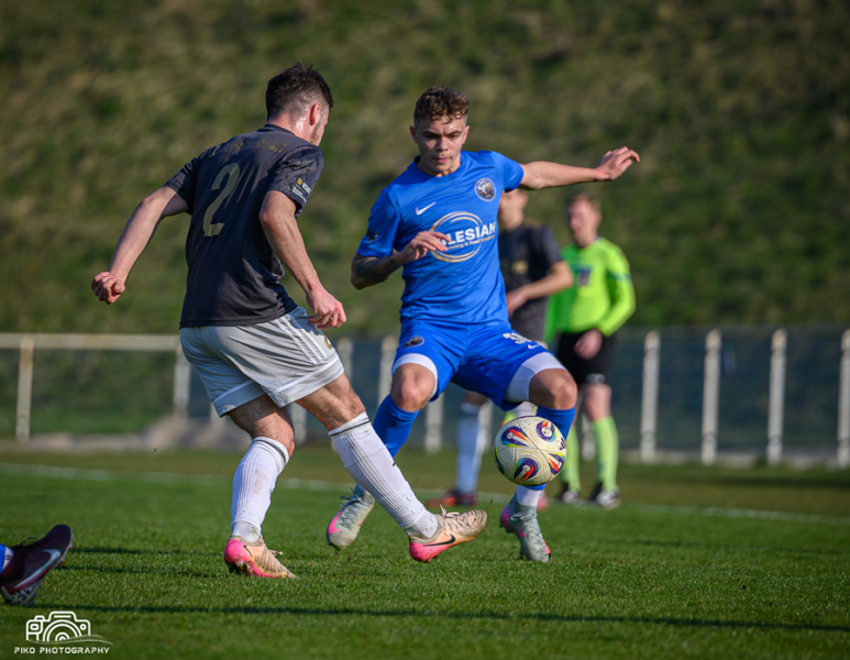 IV liga: Orzeł Ząbkowice Śląskie 2:1 (1:1) LKS Błyskawica Gać