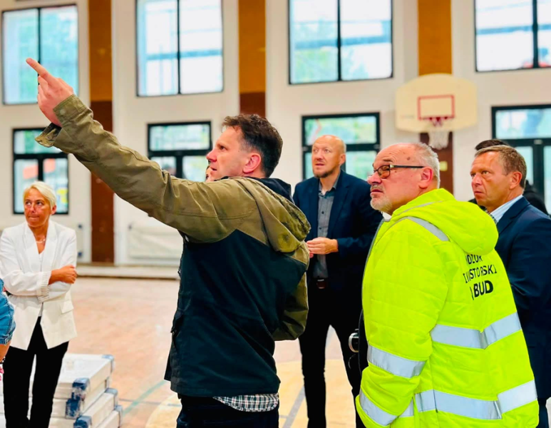 Trwa modernizacja sali gimnastycznej SP nr 4 w Ziębicach