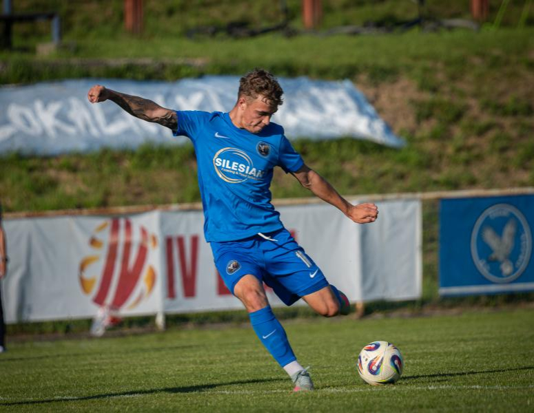 IV liga: Orzeł Ząbkowice Śląskie 3:1 (0:1) AKS Strzegom