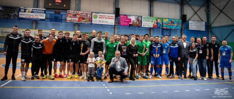 Lokalne drużyny pokazały wielkie serca - turniej charytatywny Orzeł Cup 2026! Gospodarze najlepsi