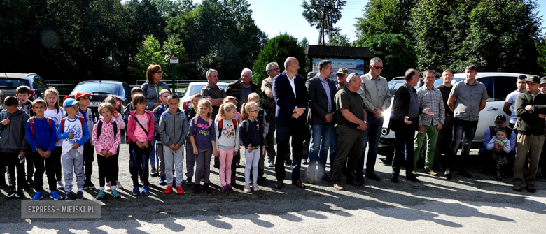 Realizacja drugiej edycji programu odbudowy zwierzyny drobnej. Tym razem do środowiska naturalnego trafiło około 430 sztuk zajęcy