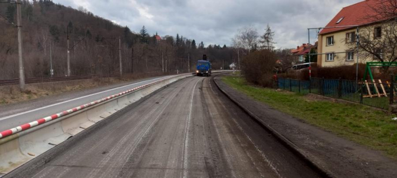 Ruszyła przebudowa kilometrowego odcinka krajowej ósemki w Bardzie