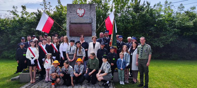 Gminne obchody święta Konstytucji 3 maja w Budzowie