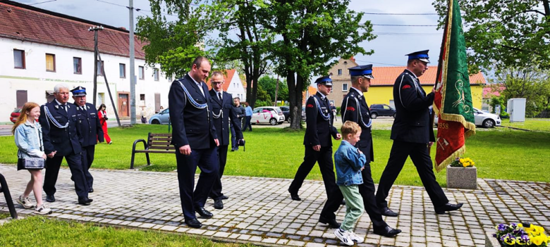Gminne obchody święta Konstytucji 3 maja w Budzowie