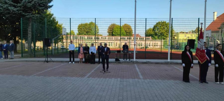 Nowy rok szkolny w Zespole Szkół Ponadpodstawowych w Ziębicach rozpoczęty