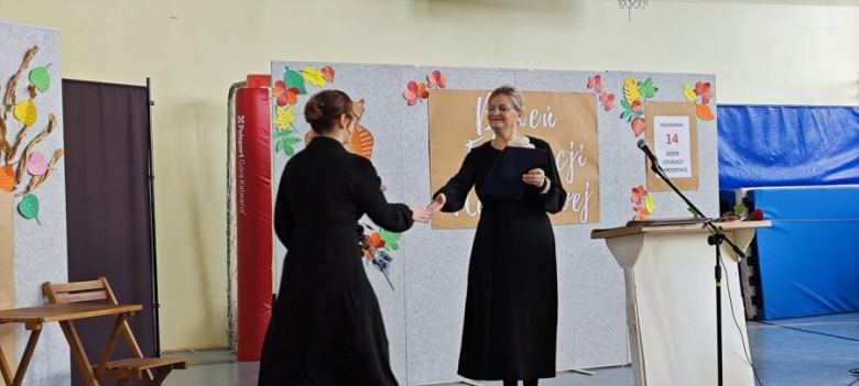 Dzień Edukacji Narodowej w gminie Stoszowice – słowa uznania dla nauczycieli i wychowawców