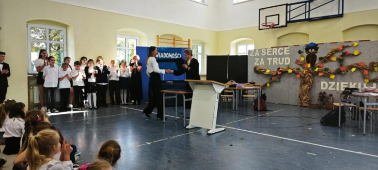 Dzień Edukacji Narodowej w gminie Stoszowice – słowa uznania dla nauczycieli i wychowawców