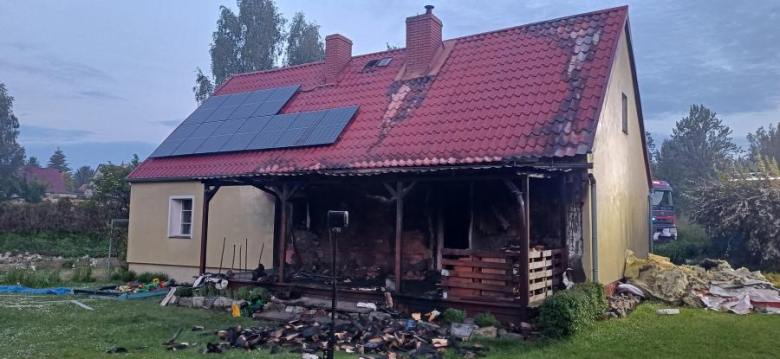 Pożar domu jednorodzinnego w Ząbkowicach Śląskich